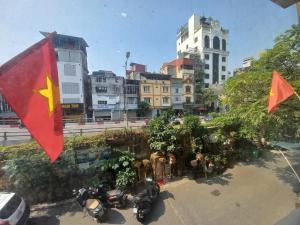 MẶT PHỐ NGHI TÀM TÂY HỒ, 2 THOÁNG, 6 TẦNG THANG MÁY - KINH DOANH SINH LỜI